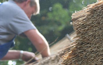 professional Dudlows Green thatchers